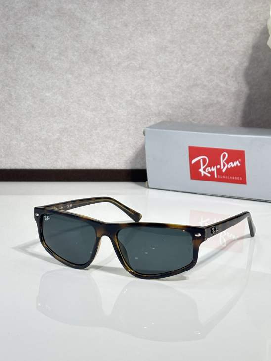 Picture of Ray-Ban Sunglasses _SKUfw77317929fw